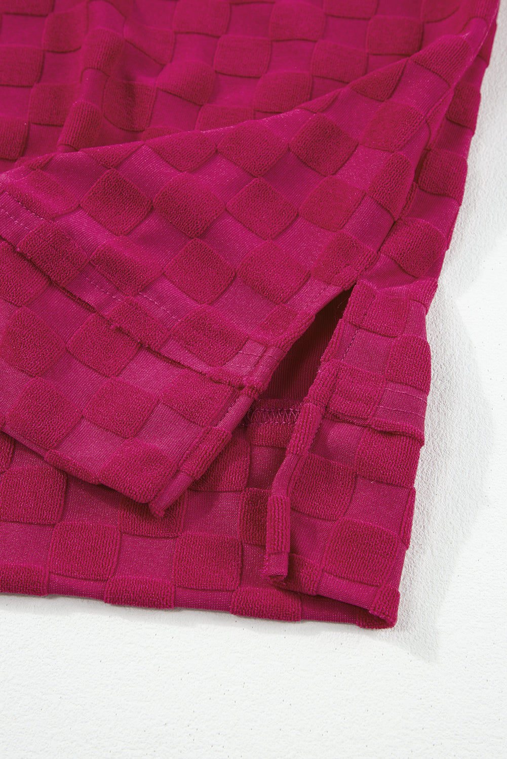 Black Solid Textured Thumbhole Sleeve Top