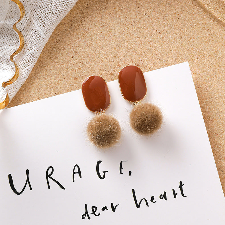 Sweet girl brown earrings literary retro cool acrylic plush earrings wild net red earrings
