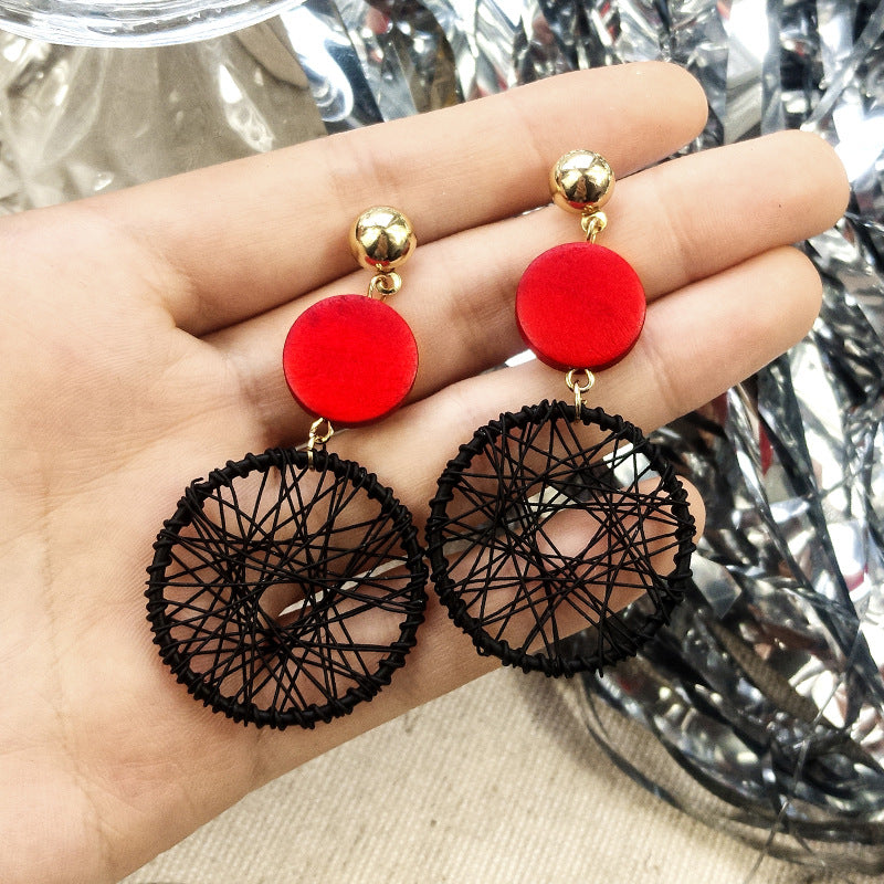 Exaggerated big circle earrings