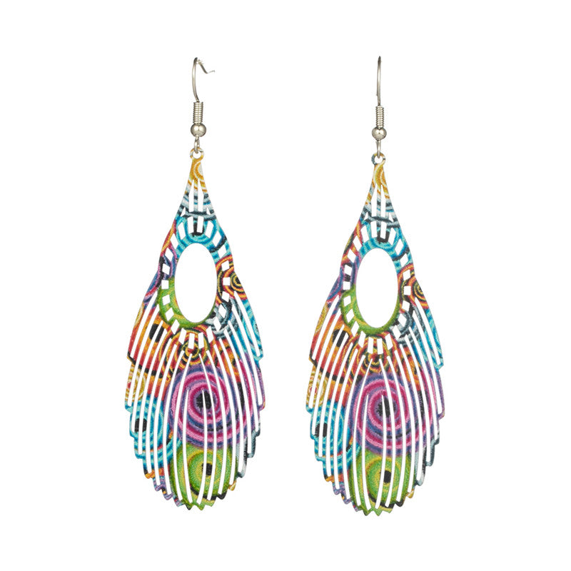 Round feather earrings