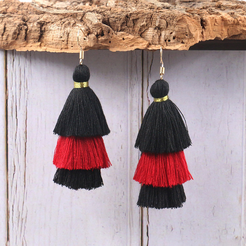 Wool stitching tassel earrings