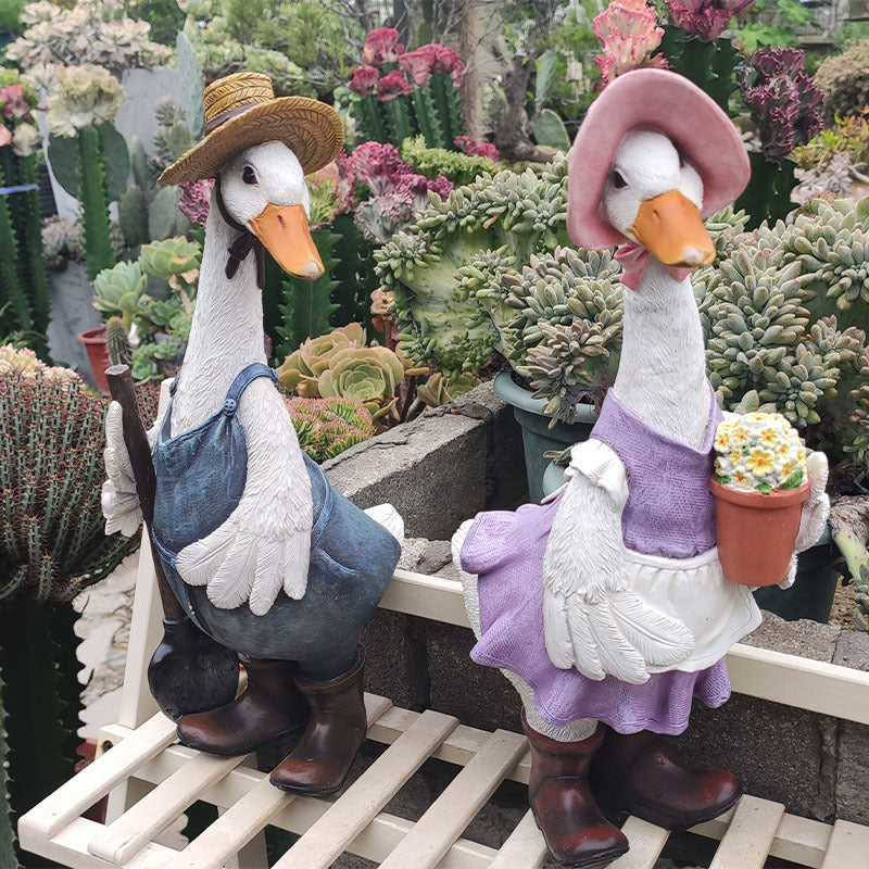 Cute Resin Duck Outdoor Statue Flexible Simulation Duck Ornaments For Outdoor Yard Lawn Garden Decorations