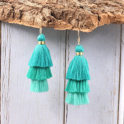 Wool stitching tassel earrings