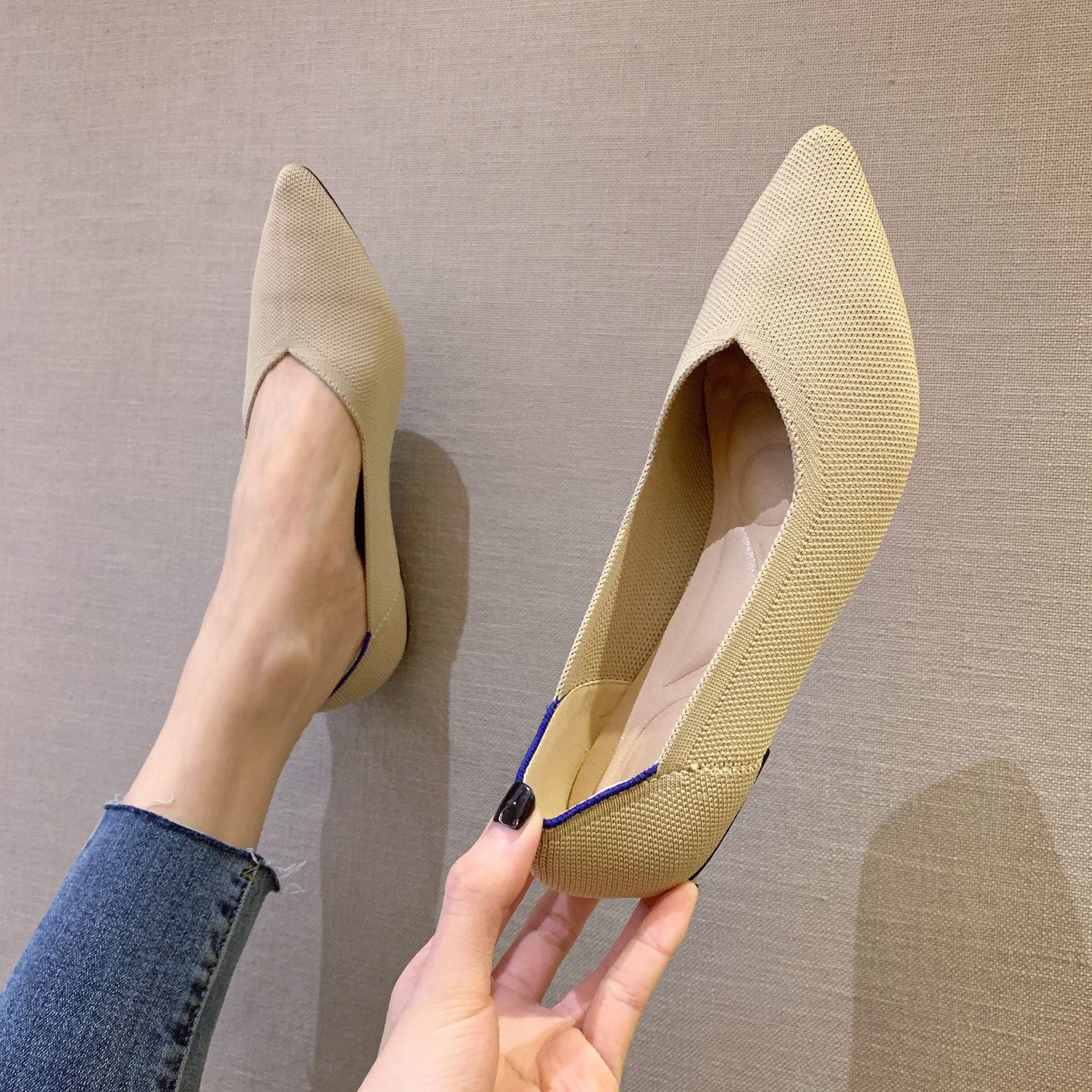 Women's Fashion Flyknit Pointed Braided Shoes
