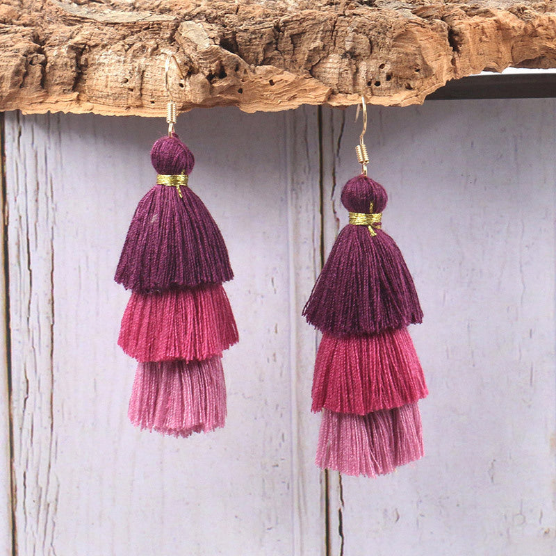 Wool stitching tassel earrings