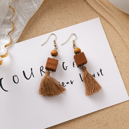 Sweet girl brown earrings literary retro cool acrylic plush earrings wild net red earrings