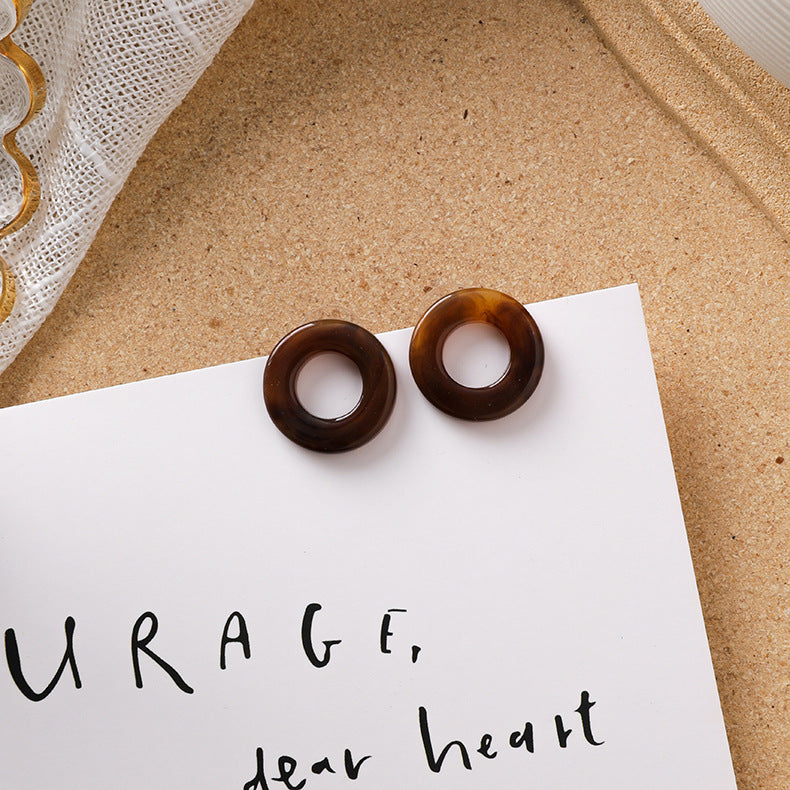 Sweet girl brown earrings literary retro cool acrylic plush earrings wild net red earrings