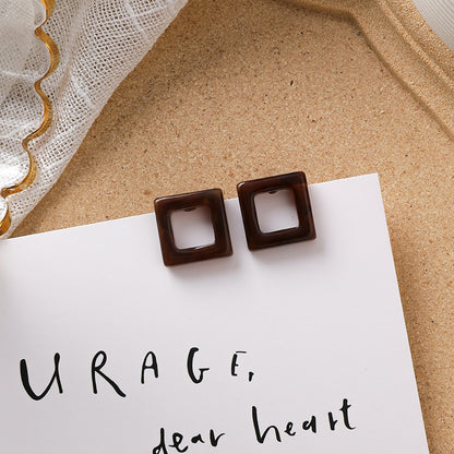 Sweet girl brown earrings literary retro cool acrylic plush earrings wild net red earrings