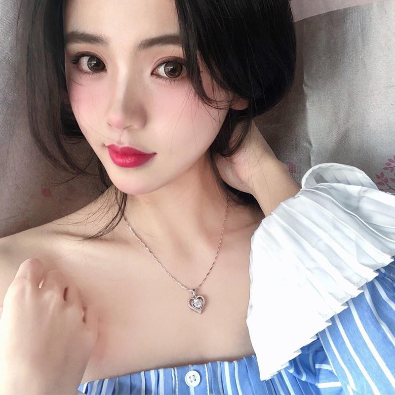 Ocean Heart Necklace Women's Simple Temperamental Heart-shaped Pendant