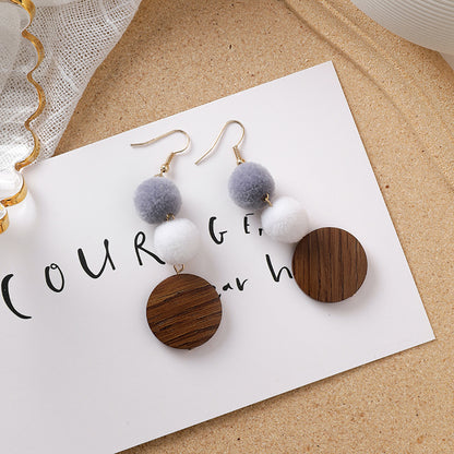 Sweet girl brown earrings literary retro cool acrylic plush earrings wild net red earrings