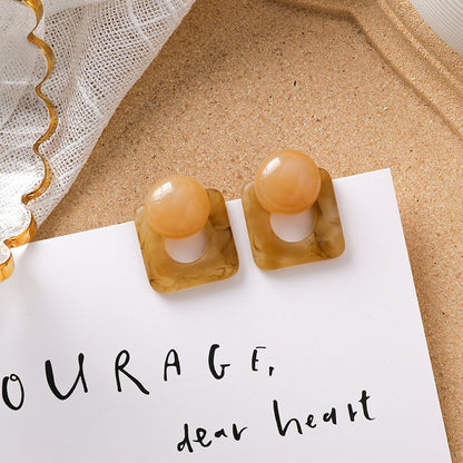 Sweet girl brown earrings literary retro cool acrylic plush earrings wild net red earrings