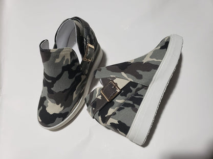 Leopard print camouflage shoes