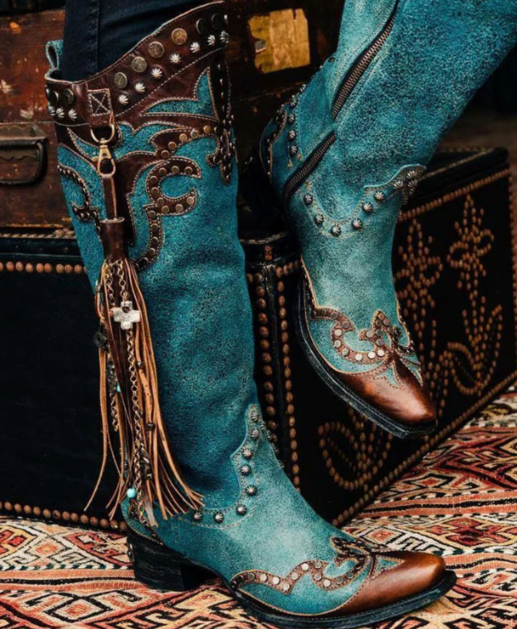 Fashion Fringed Boots