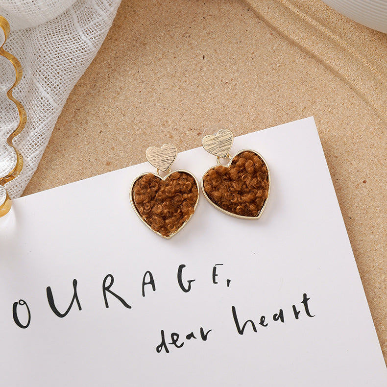 Sweet girl brown earrings literary retro cool acrylic plush earrings wild net red earrings