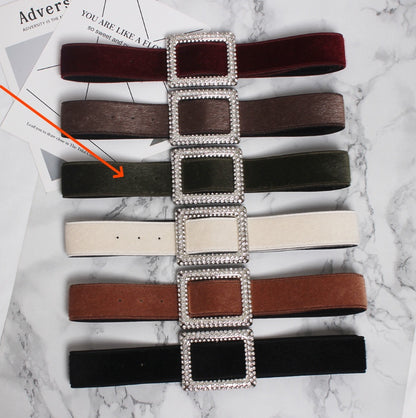 Women's Decorative Fur Wide Belt With Diamond