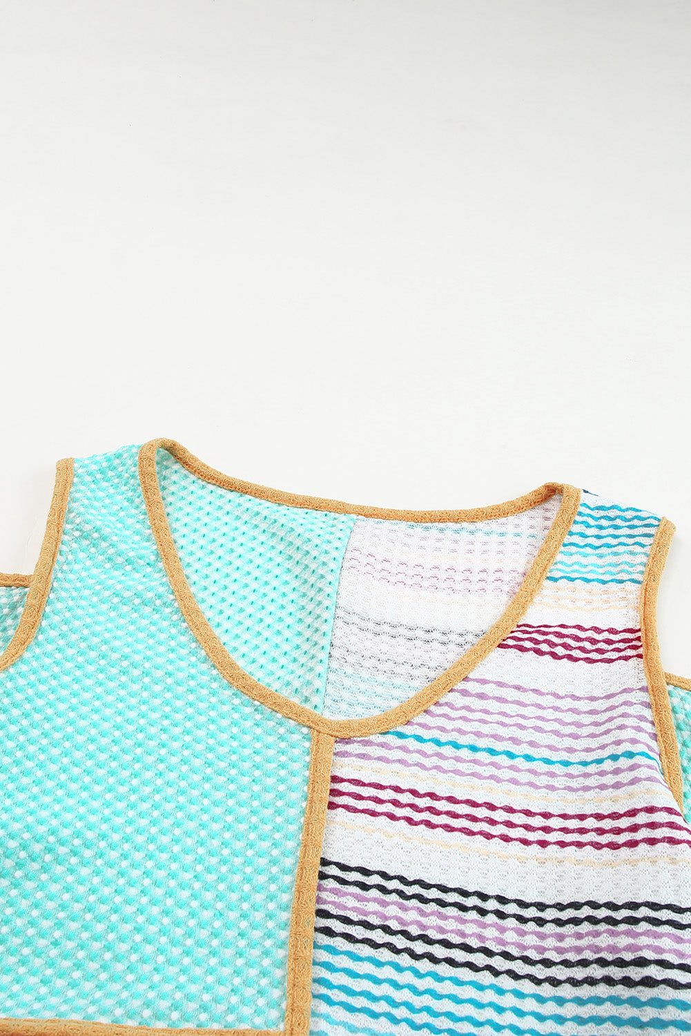 Multicolor Seamed Patchwork V Neck Plus Size Sleeveless Top