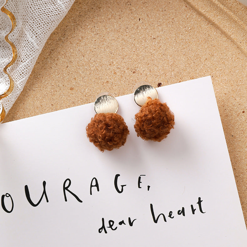 Sweet girl brown earrings literary retro cool acrylic plush earrings wild net red earrings