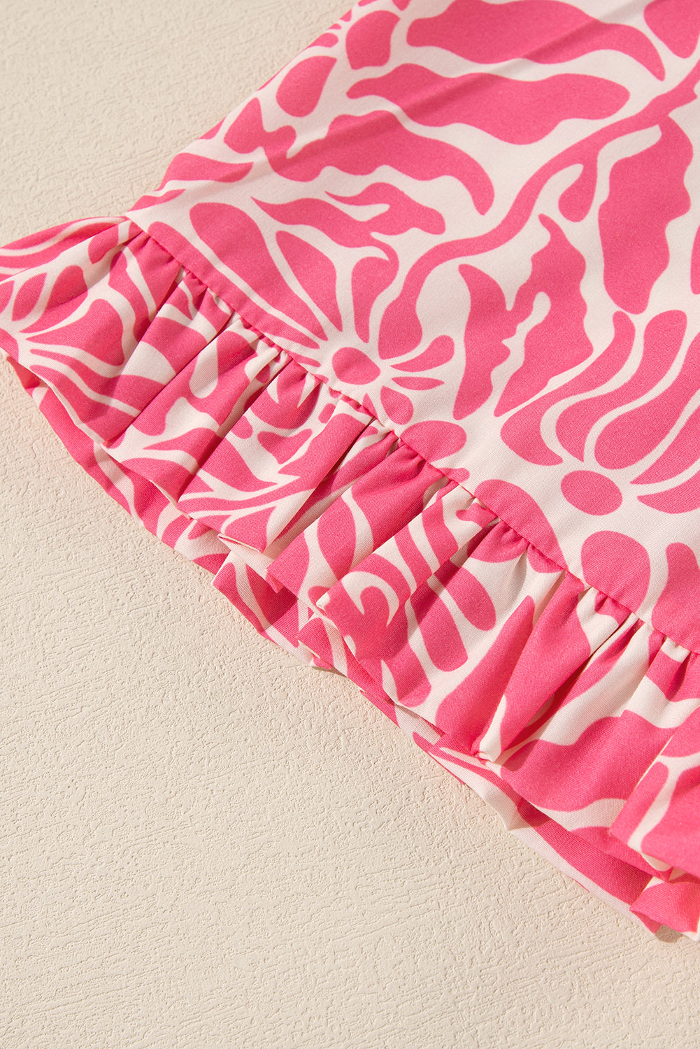 Pink Plus Size Floral Print Frilled Neck Puff Sleeve Top