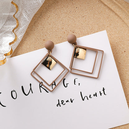 Sweet girl brown earrings literary retro cool acrylic plush earrings wild net red earrings