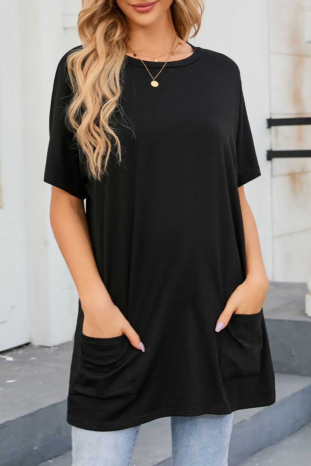 White Side Pockets Short Sleeve Tunic Top