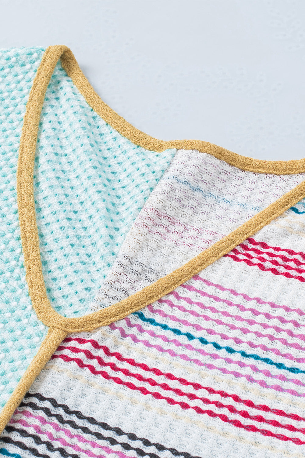 Multicolor Seamed Patchwork V Neck Plus Size Sleeveless Top