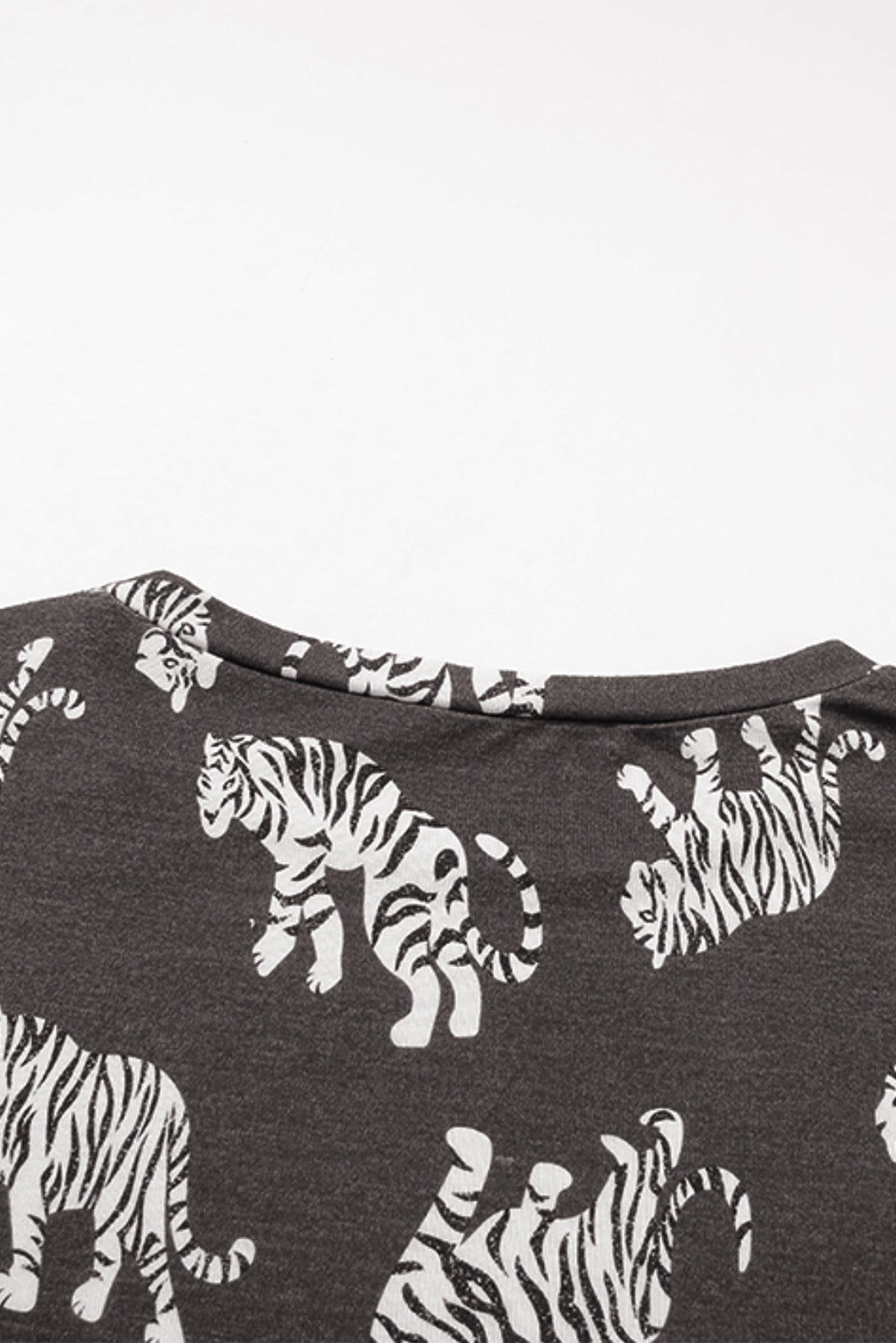 Black Plus Size Cheetah Print Puff Sleeve Ruffle Mini Dress