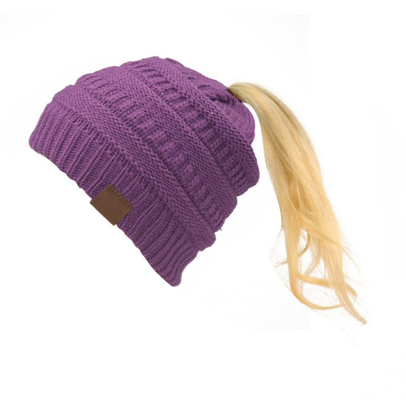 Labeling Knitted Women's Woolen Hat