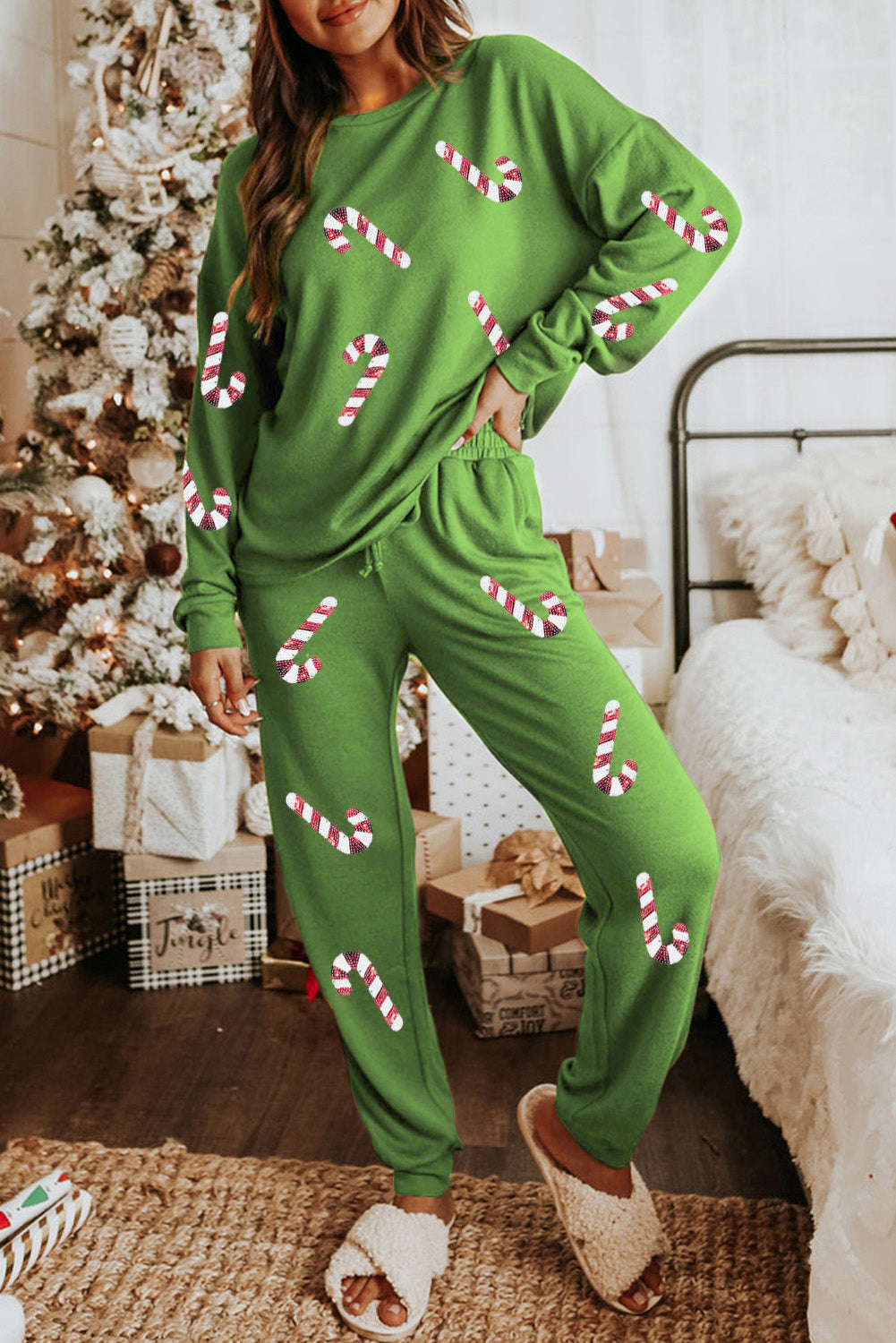 Spinach Green Long Sleeve Pullover and Jogger Pants Lounge Set